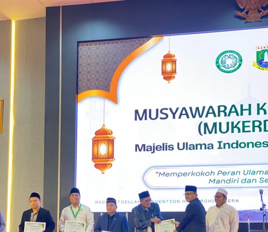 Hadiri.Mukerda V MUI Banten, Dimyati : “Ulama Sebagai Penyejuk Hati”